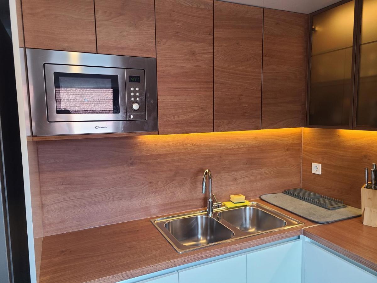 Modern 4-Star Luxury Apt - Wfh Ready, Free Parking Ζάγκρεμπ Εξωτερικό φωτογραφία