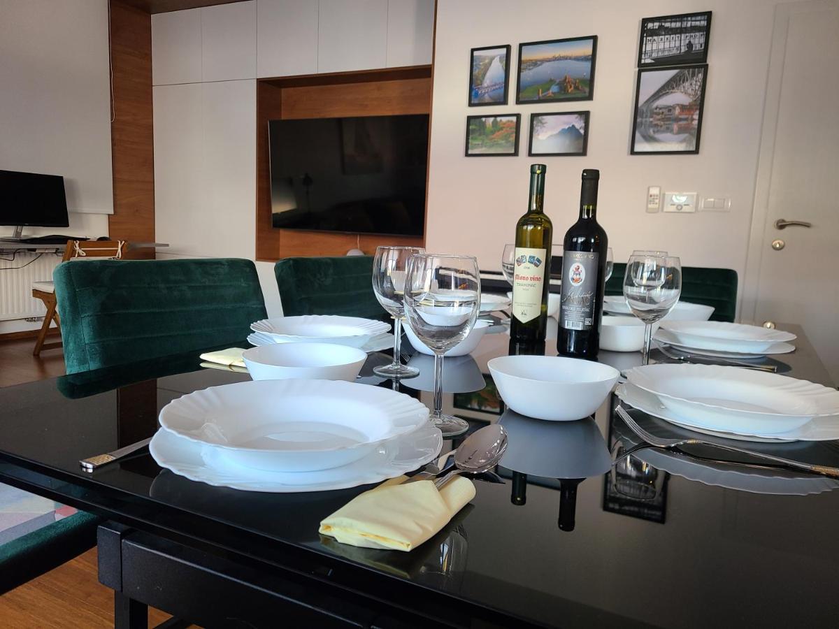 Modern 4-Star Luxury Apt - Wfh Ready, Free Parking Ζάγκρεμπ Εξωτερικό φωτογραφία